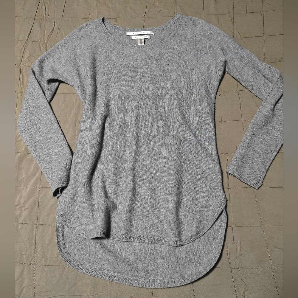 Max Studio Cashmere sweater